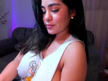 Nicolesteelee Chaturbate stream image from August 30, 2025