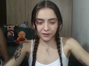 Passion_Fruit01 Chaturbate stream image from August 30, 2025