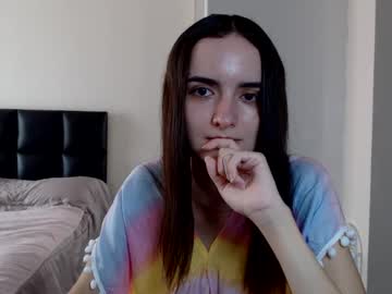 Ameliebanshee Chaturbate stream image from August 30, 2025