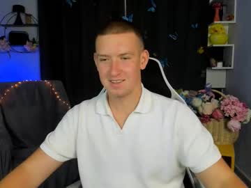 Sylus_Dark Chaturbate stream image from August 30, 2025