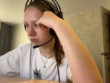 Moirahur Chaturbate stream image from August 30, 2025