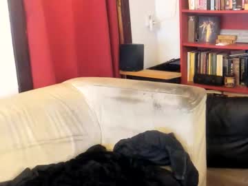 Sissyslavepetra Chaturbate stream image from August 30, 2025