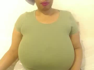 Boobyqueen24 Chaturbate stream image from August 30, 2025