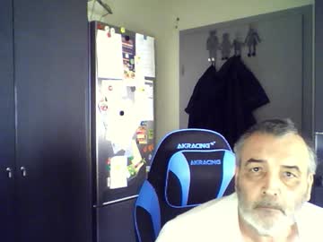 Chris250268 Chaturbate stream image from August 30, 2025