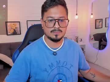 Daviidevans Chaturbate stream image from August 30, 2025