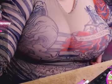 _Ellybelly_ Chaturbate stream image from August 30, 2025