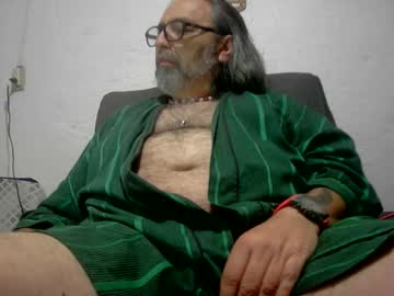 Kausername Chaturbate stream image from August 30, 2025