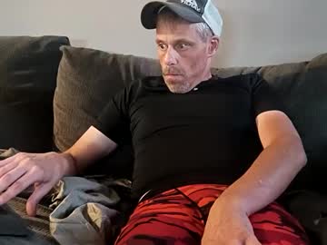 Swontguy2025 Chaturbate stream image from August 30, 2025