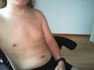 Urheilija86 Chaturbate stream image from August 30, 2025