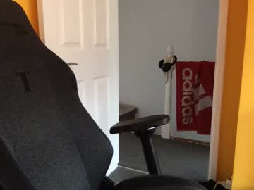 Leomaki Chaturbate stream image from August 30, 2025
