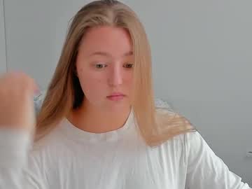 Abbywyte Chaturbate stream image from August 30, 2025