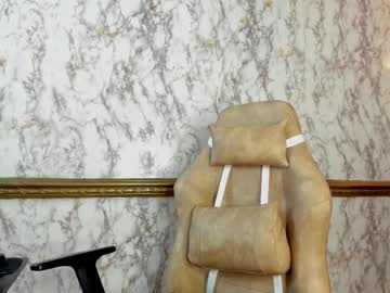 Irennewilson Chaturbate stream image from August 30, 2025