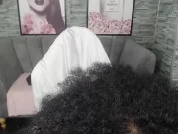 Violeth_B Chaturbate stream image from August 30, 2025