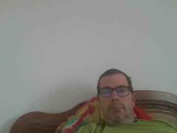 Largobuze Chaturbate stream image from August 30, 2025