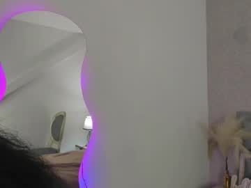 Mikaela_Brown Chaturbate stream image from August 30, 2025