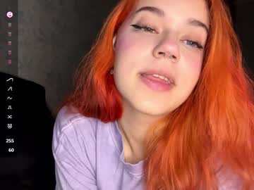 Renategrein Chaturbate stream image from August 30, 2025
