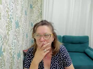 Lea_Fruit Chaturbate stream image from August 30, 2025