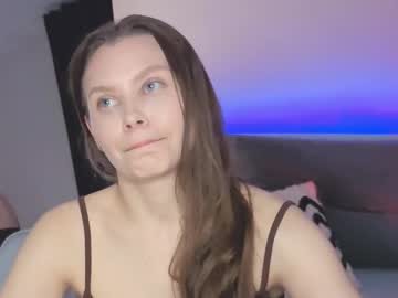 Marycrush Chaturbate stream image from August 30, 2025