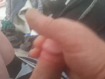 Tossmysalad20 Chaturbate stream image from August 30, 2025