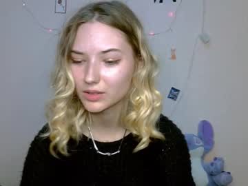 _Kikiclark_ Chaturbate stream image from August 30, 2025