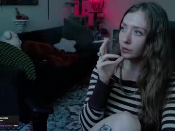Adalinarae Chaturbate stream image from August 30, 2025