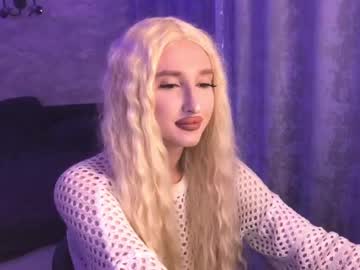 Honey_Sunset Chaturbate stream image from August 30, 2025