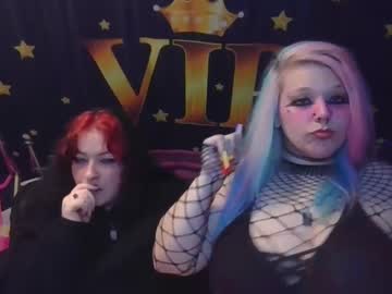 Burnthemail Chaturbate stream image from August 30, 2025