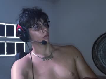Daito_Col Chaturbate stream image from August 30, 2025