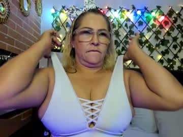 Maja_Hills Chaturbate stream image from August 30, 2025