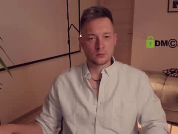 Csavie Chaturbate stream image from August 30, 2025