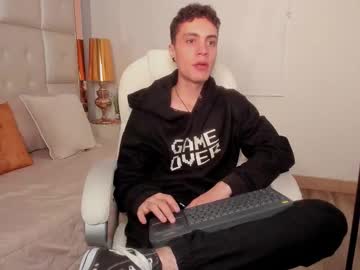 Dark_Sun333 Chaturbate stream image from August 30, 2025