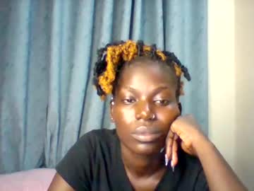 Luo_Queen Chaturbate stream image from August 30, 2025