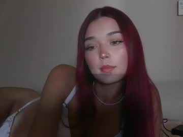 Lolalovez25 Chaturbate stream image from August 31, 2025