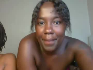 Queen_Mira Chaturbate stream image from August 31, 2025