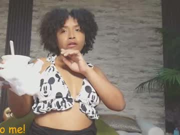 Saraygomez23 Chaturbate stream image from August 31, 2025
