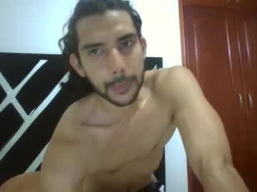 Maximo_Vitro69 Chaturbate stream image from August 31, 2025