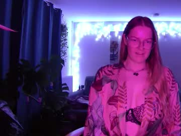Milf_Tara36 Chaturbate stream image from August 31, 2025
