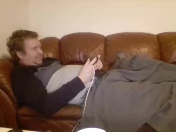 Redlols Chaturbate stream image from August 31, 2025