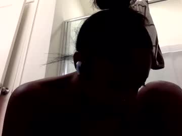 Bambidabrat222 Chaturbate stream image from August 31, 2025