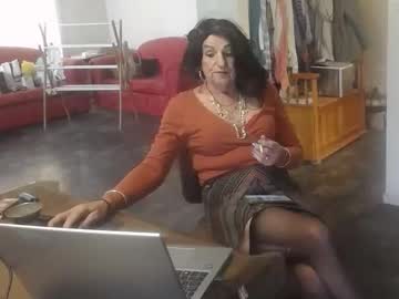 Bridgetfouru Chaturbate stream image from August 31, 2025