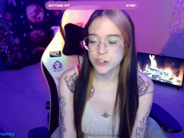 Fablehoney Chaturbate stream image from August 31, 2025