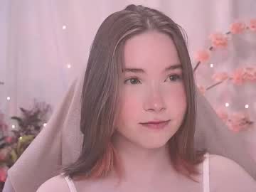 Linalyy Chaturbate stream image from August 31, 2025