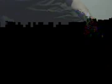 Yangolox3 Chaturbate stream image from August 31, 2025