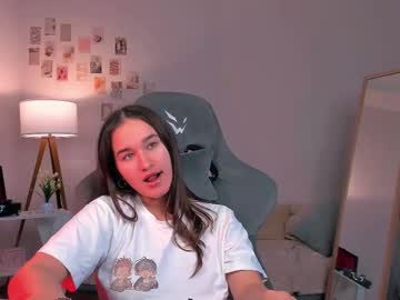 Yourcutieeyes Chaturbate stream image from August 31, 2025