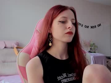 Lisiasweet Chaturbate stream image from August 31, 2025