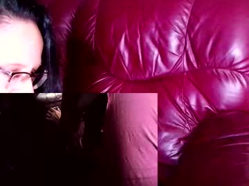 Ellamira Chaturbate stream image from August 31, 2025