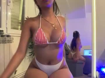 Julieannd40 Chaturbate stream image from August 31, 2025