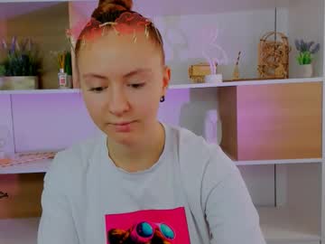 Mila_Glow Chaturbate stream image from August 31, 2025