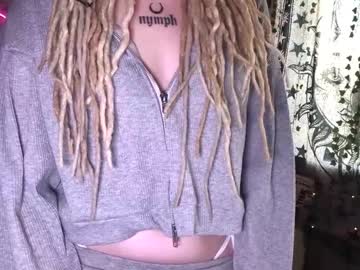 Ginnybae Chaturbate stream image from August 31, 2025