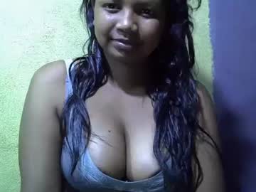 Juicy_Pretty Chaturbate stream image from August 31, 2025